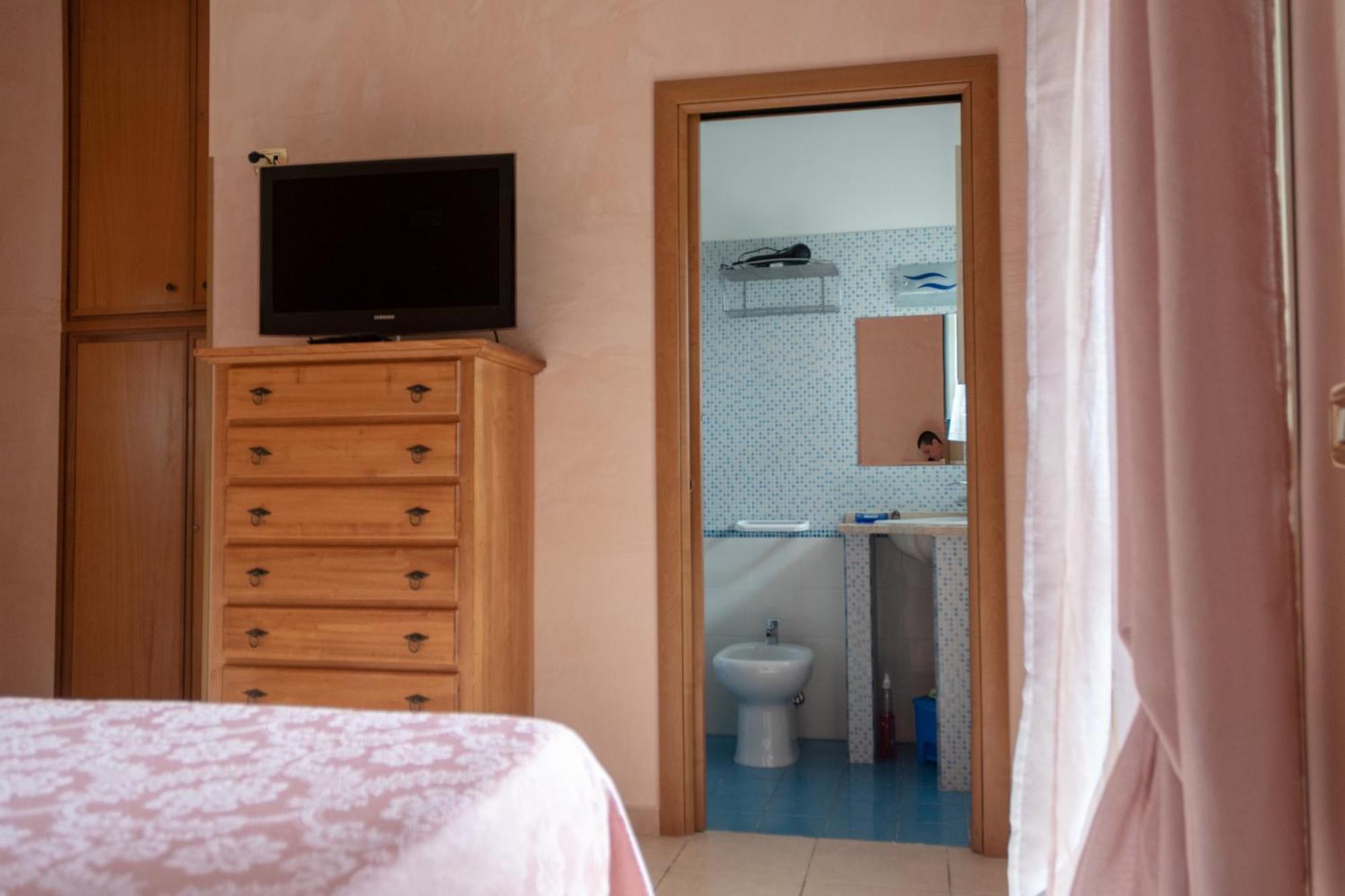 I Lecci Guesthouse San Felice Circeo Bagian luar foto