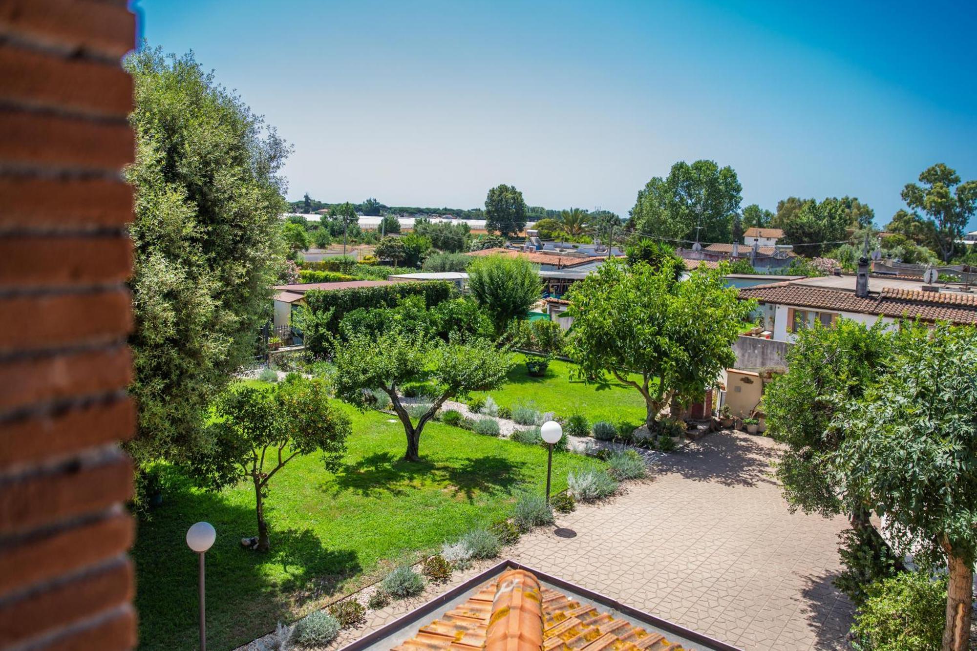 I Lecci Guesthouse San Felice Circeo Bagian luar foto