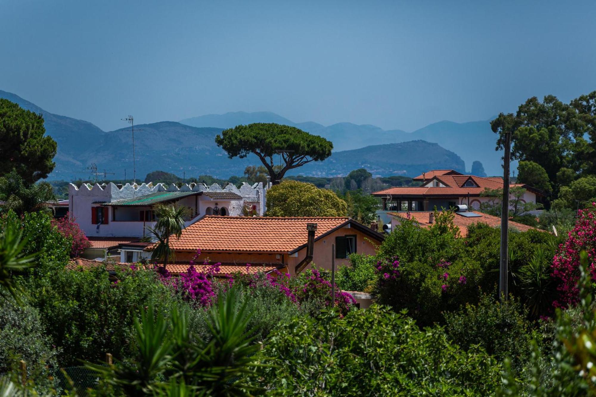 I Lecci Guesthouse San Felice Circeo Bagian luar foto