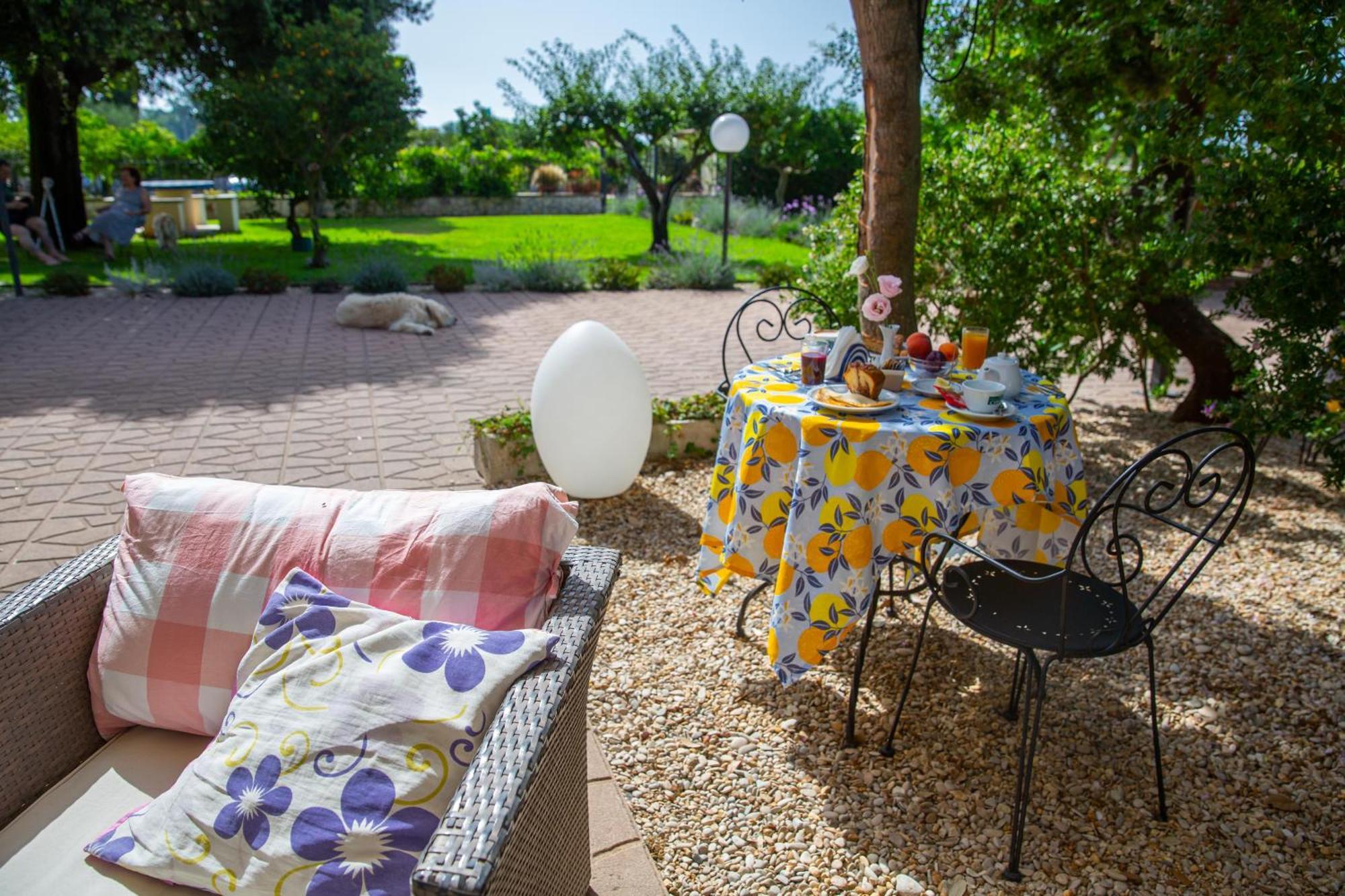 I Lecci Guesthouse San Felice Circeo Bagian luar foto
